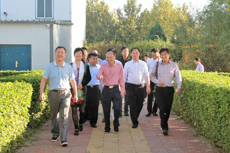 803-参观.jpg